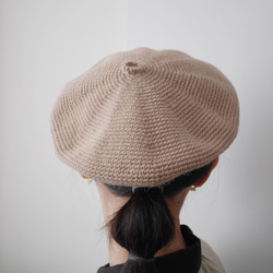母の手作りかぎ針編みアルパカウールベレー帽帽子ミルクティーキャメルスポット 2枚目の画像