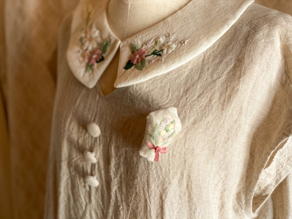 【オーダー会】ちいさな森の花束ブローチ（チューリップ）～色が選べる手刺繍のブローチ～ 6枚目の画像