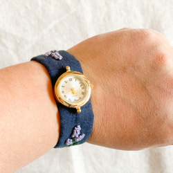 はなとけい《ラベンダー》 ～手刺繍ベルトの腕時計～ 6枚目の画像