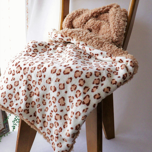 終了。限定入荷！オーダー希望受付け♥豹柄ふわボア♥ブランケット☆ 完売☆頬ずりしたくなる ふわふわ ボア レオパード ヒョウ柄