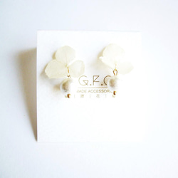 （訂製）全立體真花製作 棉棉珠 24K金  耳環 樹脂耳夾 第4張的照片