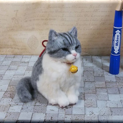 羊毛フェルト　猫　小太りなブサ猫さん　ねこ　ネコ　猫フィギュア 4枚目の画像