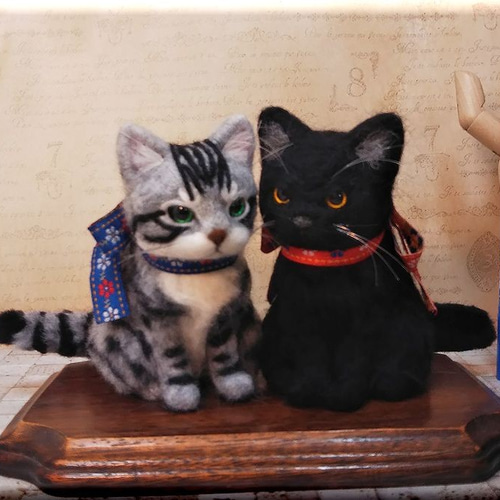 羊毛フェルト　ダラダラ招き猫にゃんこ　サバトラ猫ちゃん　猫 羊毛フェルトダラダラ招き猫にゃんこサバトラ猫ちゃん猫