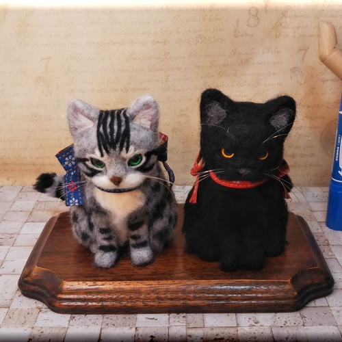 羊毛フェルト 猫 仲良し猫ちゃん 黒猫とサバトラ猫 黒猫