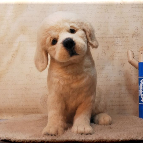 羊毛フェルト 犬 額縁入りゴールデンレトリバー 犬フィギュア