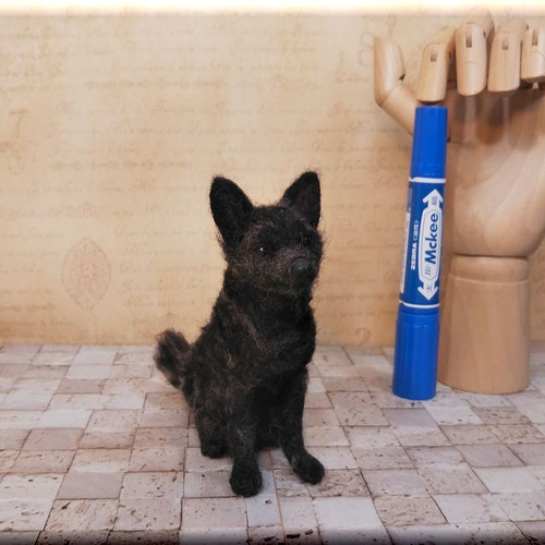 羊毛フェルト 犬 甲斐犬 犬フィギュア 羊毛フェルト モンブラン