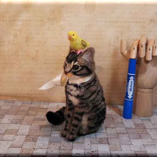 羊毛フェルト 猫 キジトラちゃん と セキセイインコちゃん キジ猫 ねこ