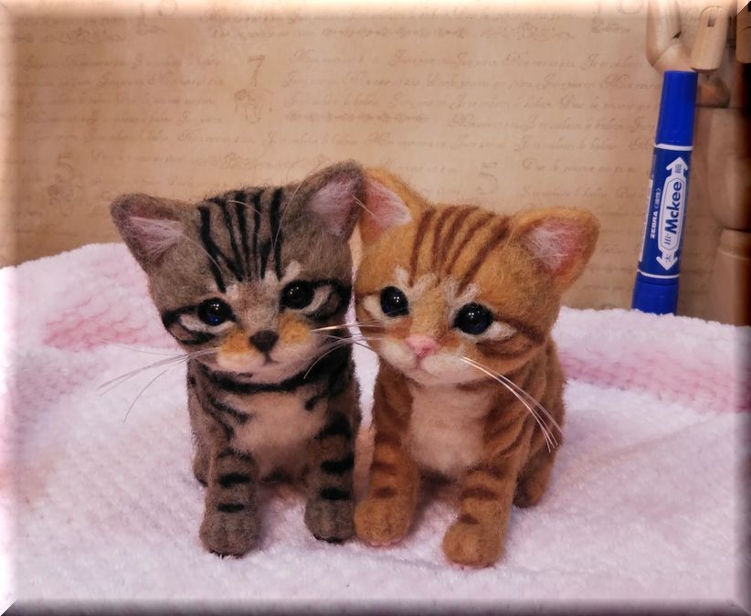 品質が完璧 羊毛フェルト 猫 仲良し子猫ちゃん 茶トラ猫とキジトラ猫 茶トラ 羊毛フェルト