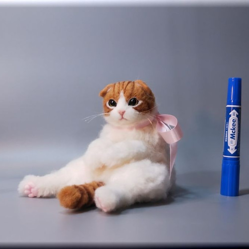 羊毛フェルト 猫 スコティッシュフォールド チャトラ ハチワレ ねこ