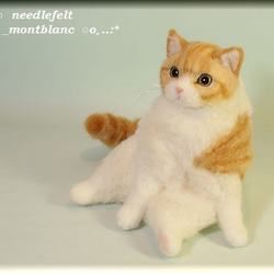 羊毛フェルト　猫　お座りデブ猫　ネコ　ねこ　 4枚目の画像