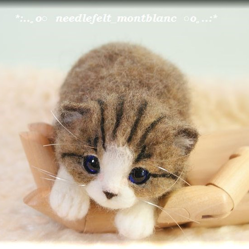 羊毛フェルト 猫 赤ちゃん猫 キジトラ 子猫 ねこ ネコ 羊毛
