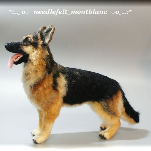 羊毛フェルト 犬 ジャーマン・シェパード 犬フィギュア 羊毛フェルト 