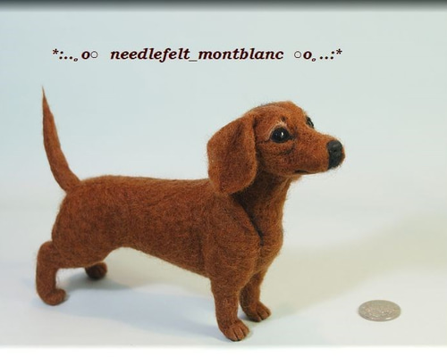 羊毛フェルト　ミニチュアダックス　スムース 羊毛フェルトミニチュアダックススムース