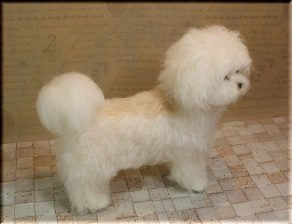 羊毛フェルト　犬　マルチーズ　犬フィギュア 8枚目の画像