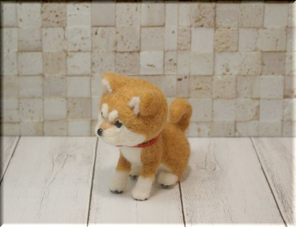 羊毛フェルト　犬　柴犬さん　赤　犬フィギュア 4枚目の画像
