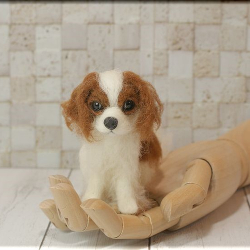 羊毛フェルト 犬 小さなキャバリアさん 手のひらサイズ 犬