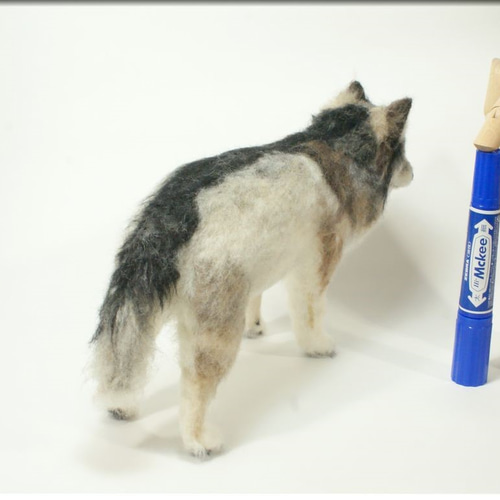 羊毛フェルト 狼 オオカミ 狼フィギュア wolf 羊毛フェルト モンブラン