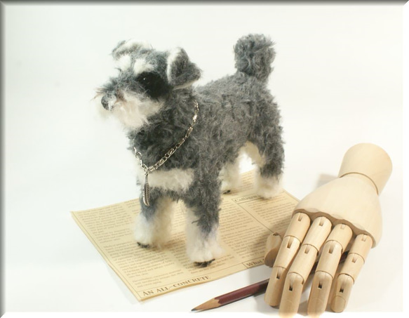 羊毛フェルト　犬　シュナウザーさん　犬フィギュア　ミニチュアシュナウザー 1枚目の画像