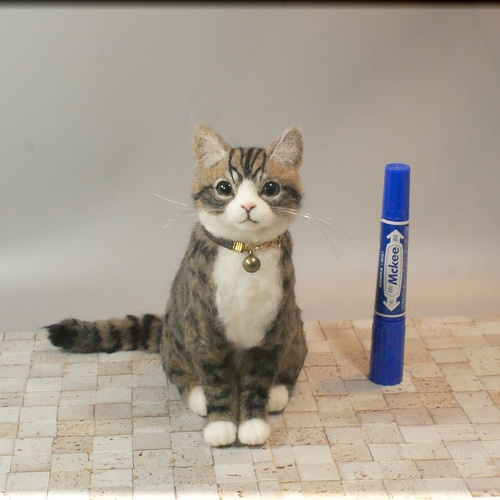 羊毛フェルト 猫 キジシロさん 猫フィギュア キジ白猫 羊毛