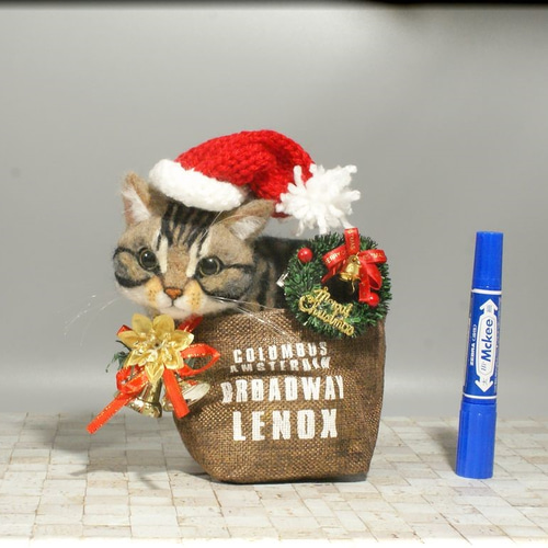 羊毛フェルト 猫 キジ猫 キジトラちゃんのクリスマス ねこ ネコ 羊毛