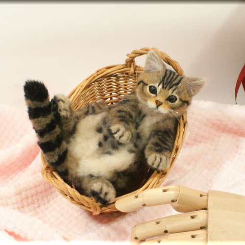 羊毛フェルト 猫 キジトラ猫ちゃん ねこ ネコ ブラウンタビー 猫