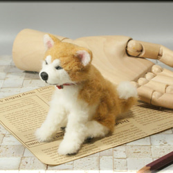 羊毛フェルト　犬　秋田犬さん　手のひらサイズ　いぬ　イヌ　犬フィギュア 5枚目の画像