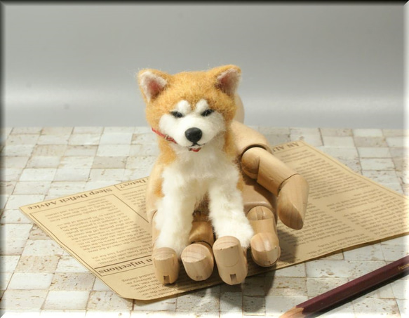 羊毛フェルト　犬　秋田犬さん　手のひらサイズ　いぬ　イヌ　犬フィギュア 6枚目の画像