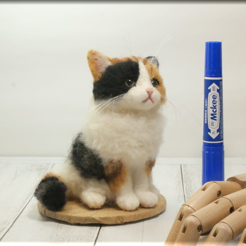 羊毛フェルト 猫 三毛の子猫ちゃん ねこ ネコ 三毛猫 猫フィギュア