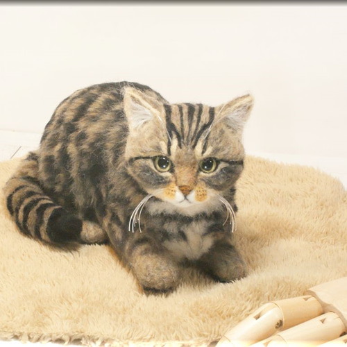 羊毛フェルト 猫 小さなキジ猫さん キジトラ ねこ ネコ 手のひら