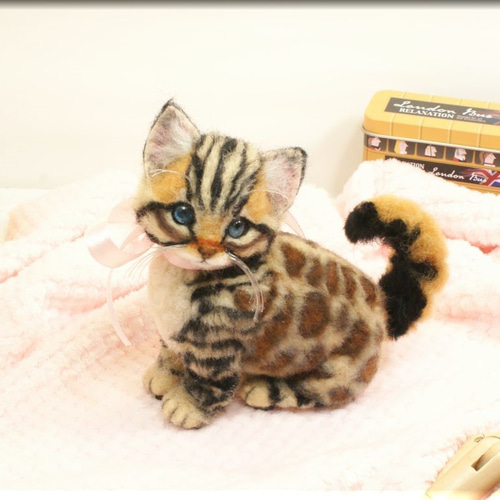 羊毛フェルト 猫 ベンガルさん ねこ ネコ 猫フィギュア 羊毛フェルト