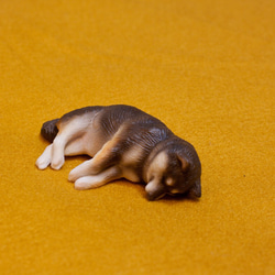 柴犬君 Shiba Inu 動物筷架 / 筆架 / 辦公室療癒小物 /黑色柴犬 第6張的照片