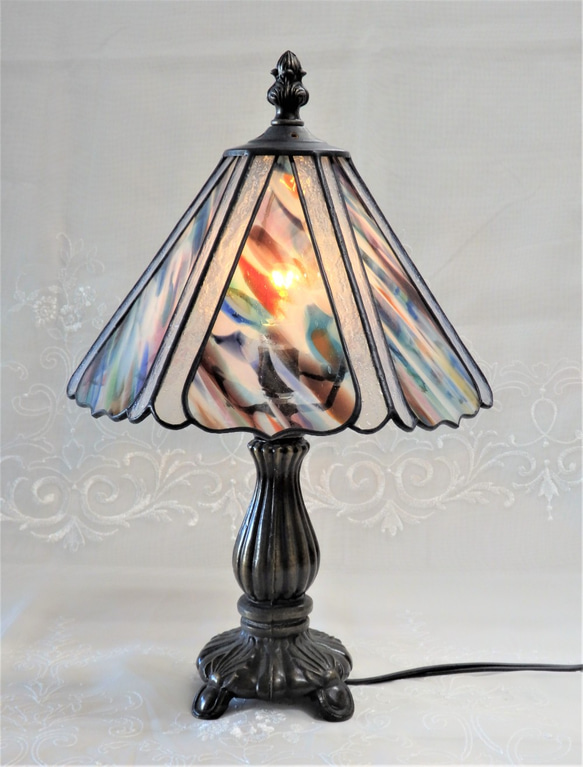 ステンドグラス☆アンティークガラスの6面体ランプ スタンドライト