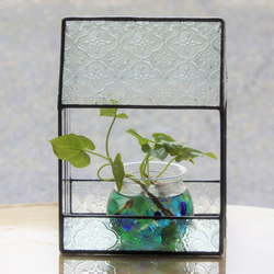 ステンドグラスのテラリウム(観葉植物、ドールハウスにも) 2枚目の画像