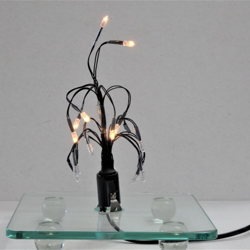 ステンドグラスのクリスマスツリーのランプ4段点滅花火球付き