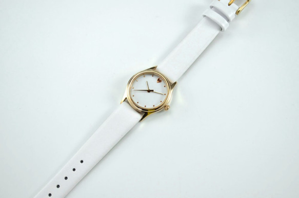 女裝優美心心手錶 白色皮帶 - 全球免運 第4張的照片