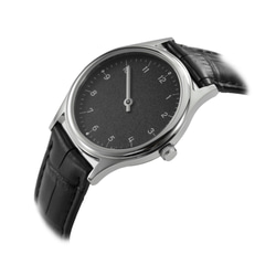 ゆっくりとエレガントな時計の黒い顔 - ニュートラルデザイン - 世界中の無料配送 2枚目の画像