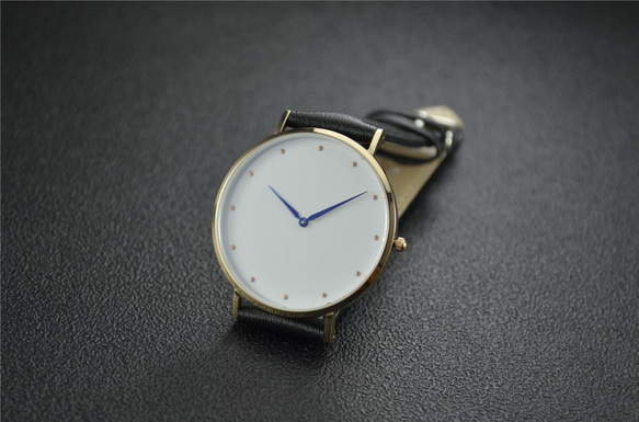 經典簡約手錶 藍色錶針 - 全球免運 第4張的照片