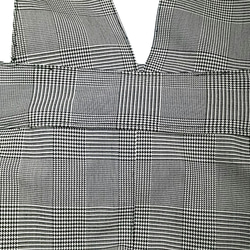 チェックのサスペンダー付きスカート  オフ白地に黒のグレンチェック 4枚目の画像