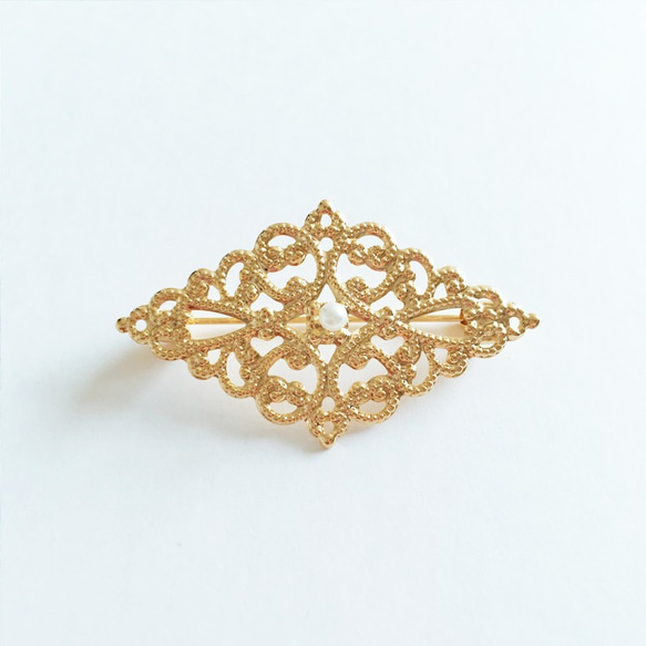 Diamond shape Gold color's Brooch with Oriental style 第1張的照片