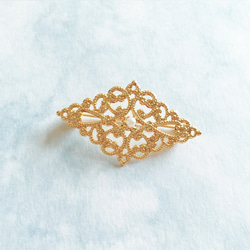 Diamond shape Gold color's Brooch with Oriental style 第4張的照片