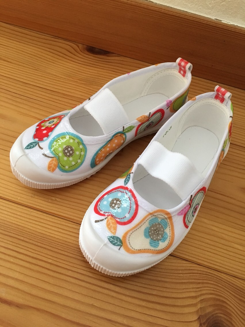 上履き デコパージュ！ 入園・入学 オーダー☆りんご柄デコパージュ上履き 靴 K