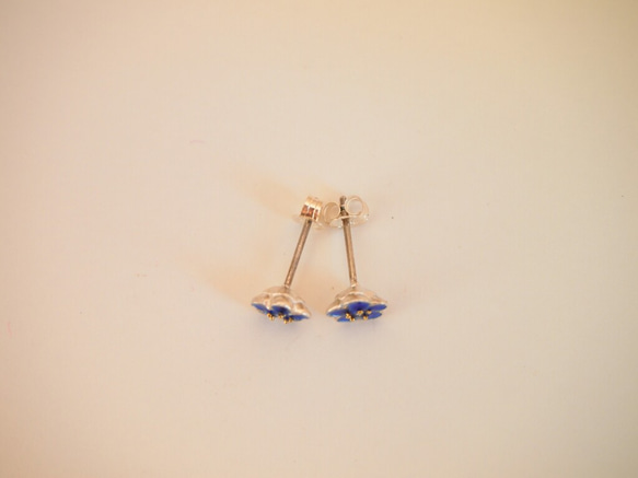 [銀景泰藍]蒼白青梅一個車輪耳環 第3張的照片