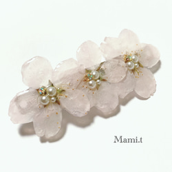 《Mami.t》  本物の桜のバレッタ 3枚目の画像