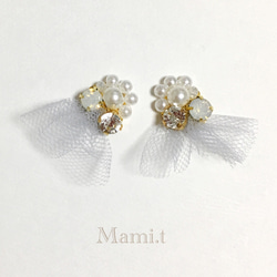 《Mami.t》  再販♡チュールとビジュー♡イヤリング 2枚目の画像