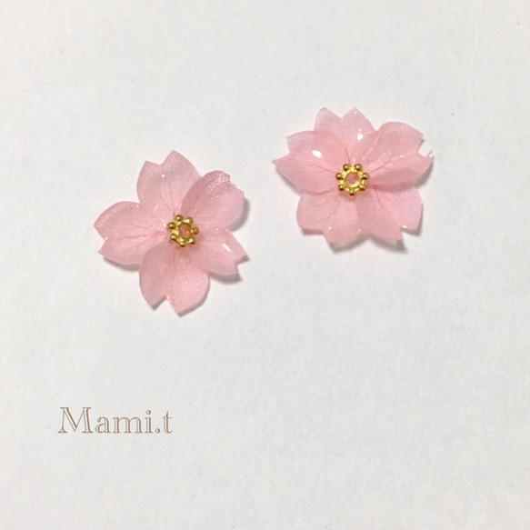 《Mami.t》   桜 イヤリング 1枚目の画像