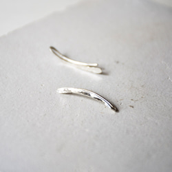 手工製單隻耳勾耳環 (左邊)，925銀製作 // 單隻販售 第2張的照片