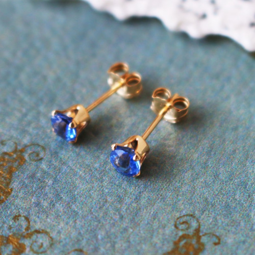 ◇K14gf カイヤナイト ブリリアンカット 一粒スタッドピアス Creema