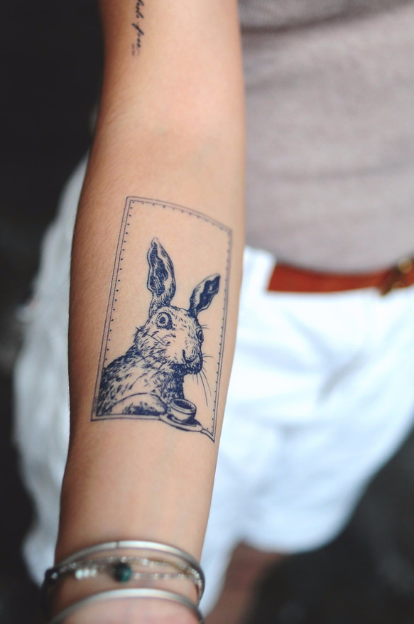 LAZY DUO 組合03 貼るTATOO 一時的な入れ墨 タトゥーステッカー ローズ ウサギ バニー 兔 綺麗 可愛 3枚目の画像