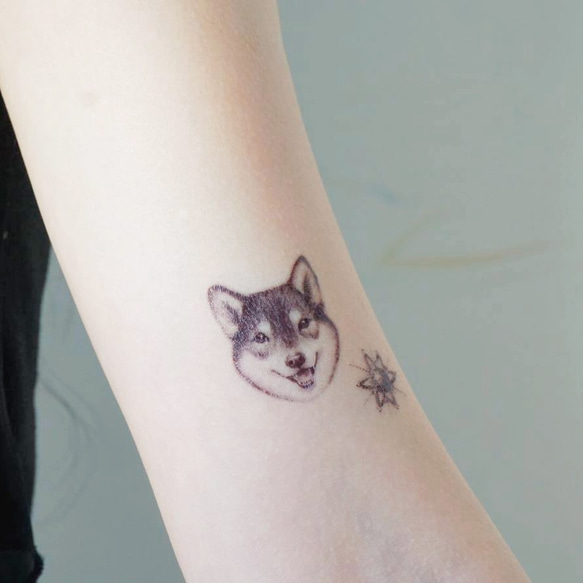 LAZY DUO TATOO J07 灰 黑 花園 天空 水彩 手繪紋身貼紙 唯美 寵物 庭園 動物 猫 狗 刺青 可愛 第5張的照片