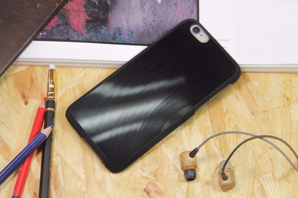 iPhone 7 iPhone 8 黑膠唱片 手機殼 (黑膠唱片音軌紋理) 第4張的照片
